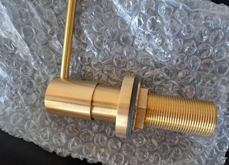 Lavabo Luna s&aelig;bedispenser t/k&oslash;kkenvask - &AElig;gte messing