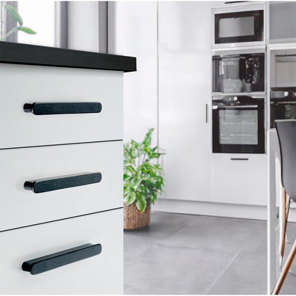 Beslagsboden BB6411 m&oslash;belgreb i tr&aelig; - Sort ask